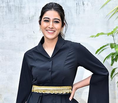 sakshi vaidya wiki hot 