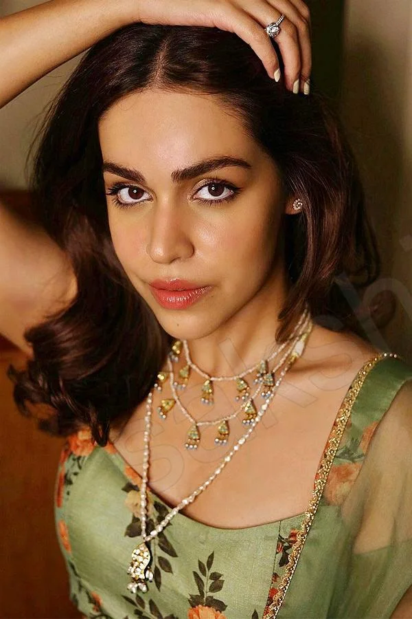 naila grewal movies